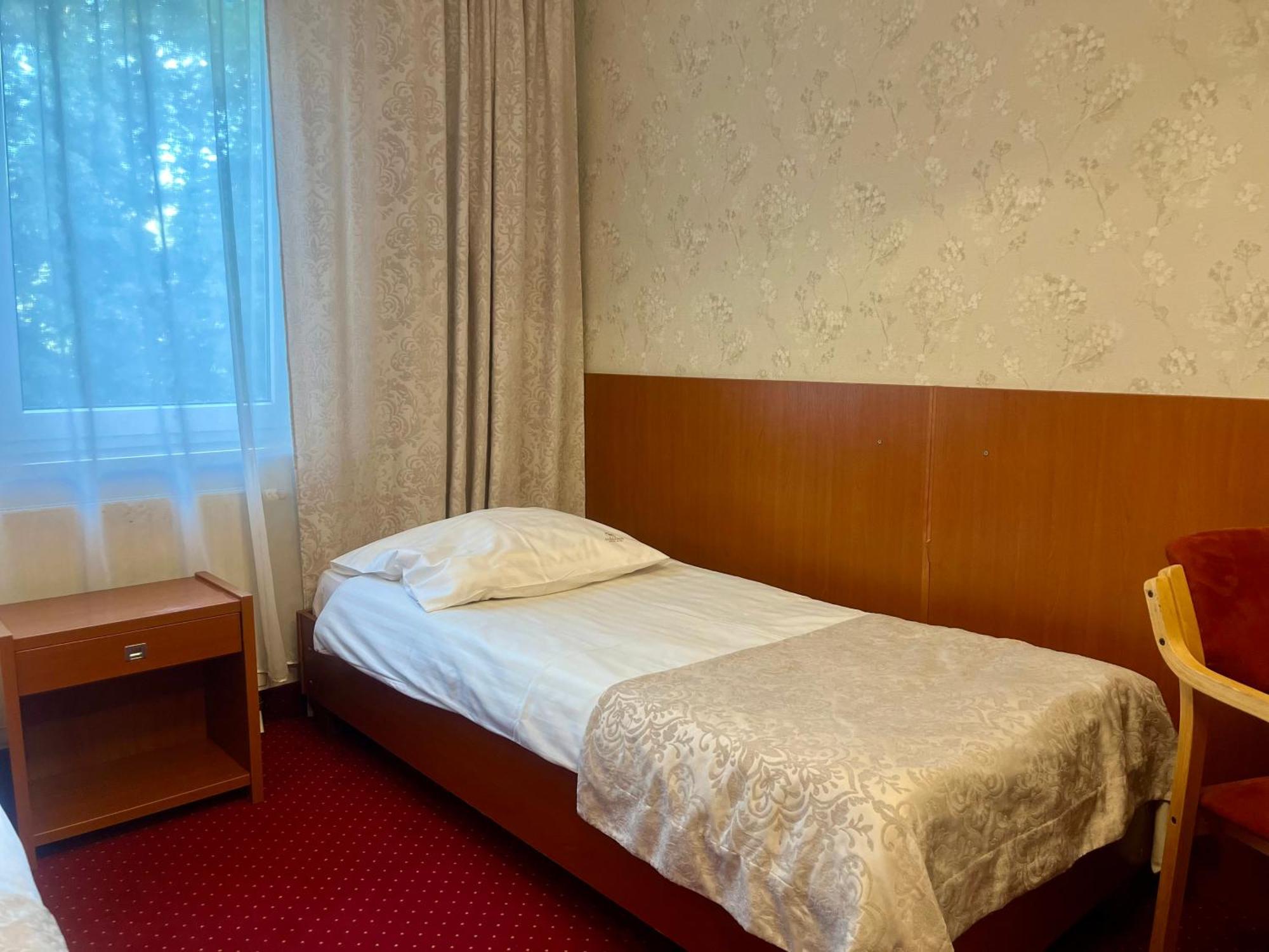 Hotel Albatros Serwy Buitenkant foto