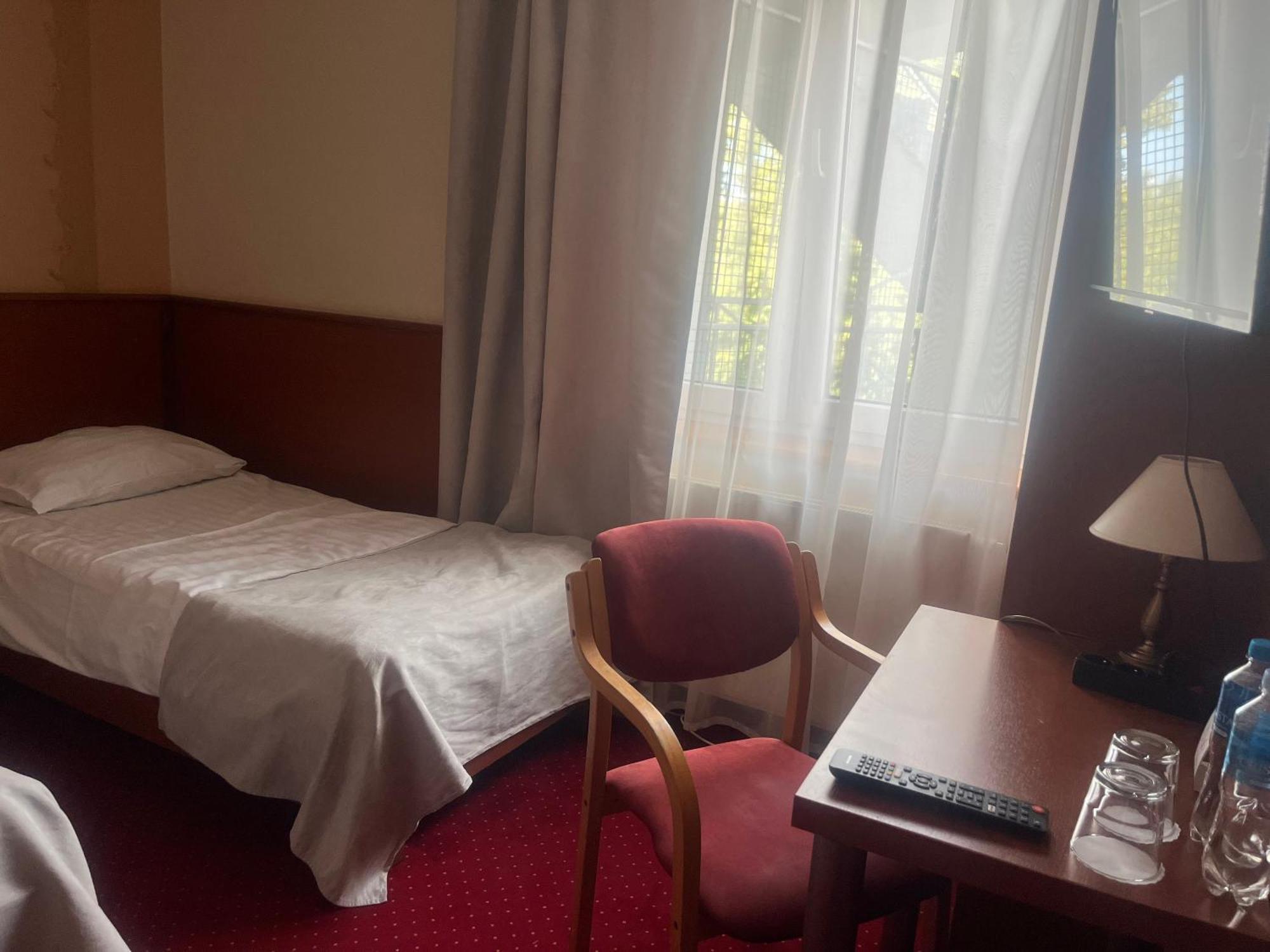 Hotel Albatros Serwy Buitenkant foto